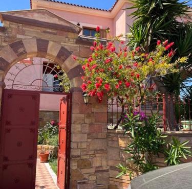 Kampos Apartment in Chios