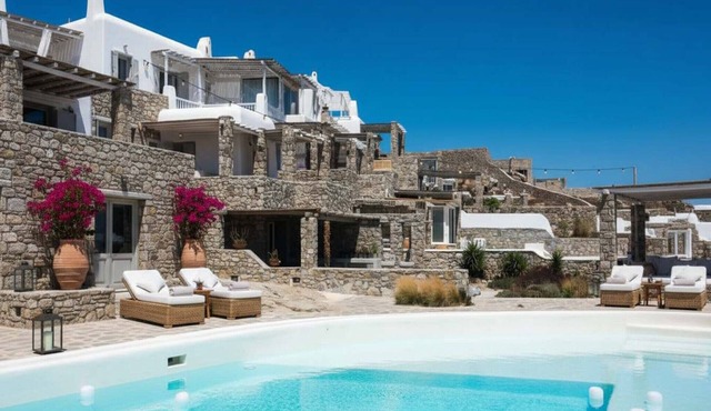 Kanalia Home with Panoramic Views