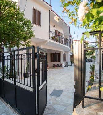 Kastrino Luxury Studio