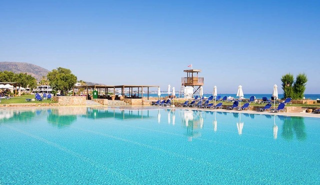 Kernos Beach Hotel & Bungalows in Crete