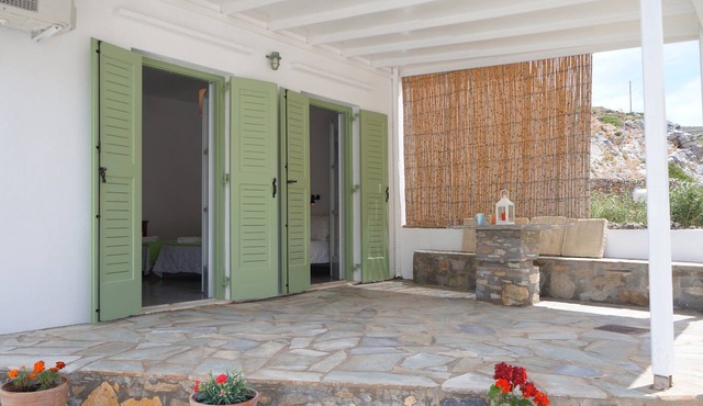 Klados Seaside Family Studio in Sifnos