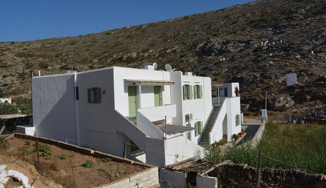 Klados Seaside Triple Studio in Sifnos