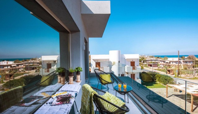 Knossos Palace by Luxury Living Apartments