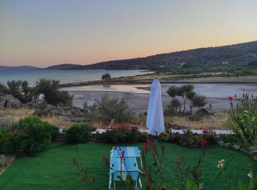 'Koukmos beach' Greenspace Living - Private sandy beach in Parákoila