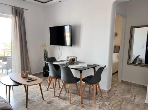 Kyklamino Apartment