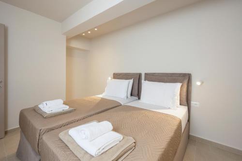 La Divina Luxury Villas with Heated Pool