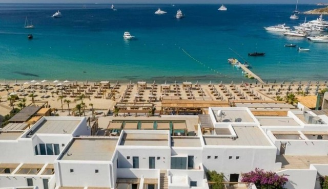La Playa Studio best locatiom close to the beach + center