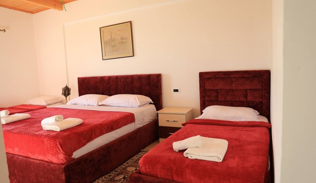 Lahuta e Vjeter Agrotourism: Taste Albanian Tradition & Feel at Home in Gjorm