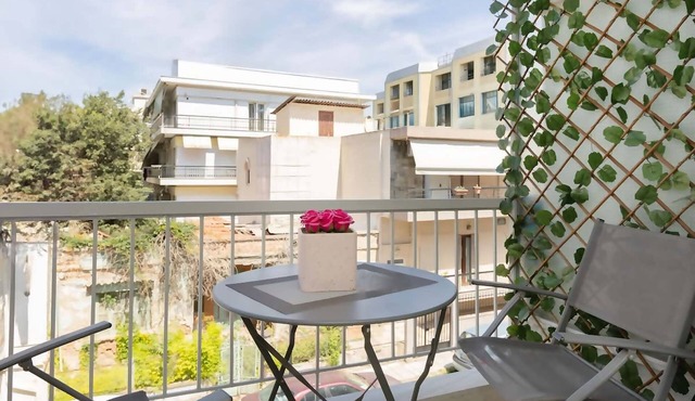 Le Plaza, Modern Escape near Thessaloniki Center