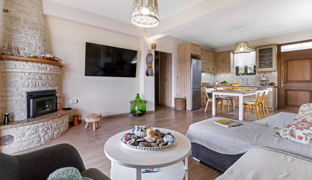 Lefkada View Villa Vasiliki 1 Apartment with Garden near Lefkada Town and Bridge in Peratia