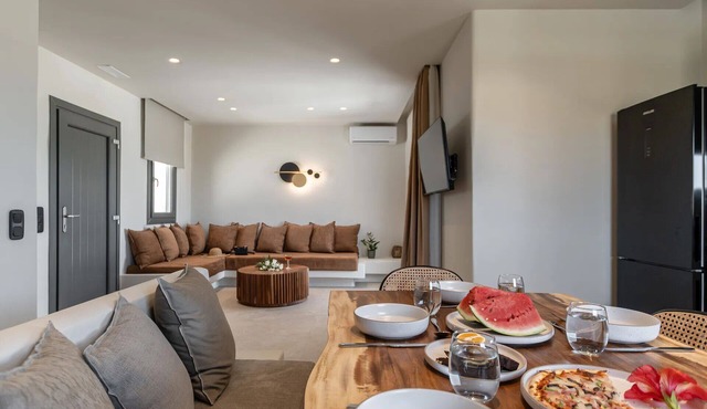 Lithia Exclusive Villas