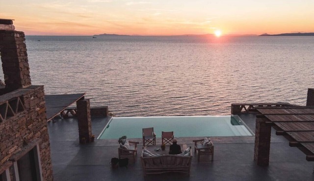 Live A Life That You Don't Want To Take A Holiday From - Come to Kea Valley in Kéa