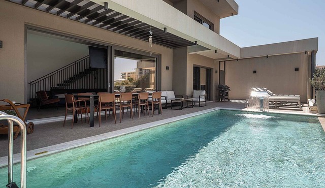 Lusol Seafront Villa II-Free* Heated pool, 100m Sea