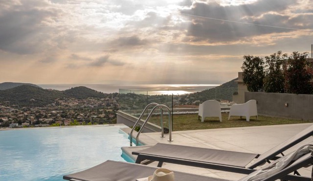 Luxurious 4bd Villa with outstanding view