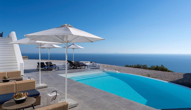Luxurious Santorini Escape | Villa Imerovigli | Private Infinity Pool