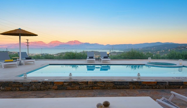 LUXURY VILLA AGIOS NIKOLAOS in Agios Nikolaos