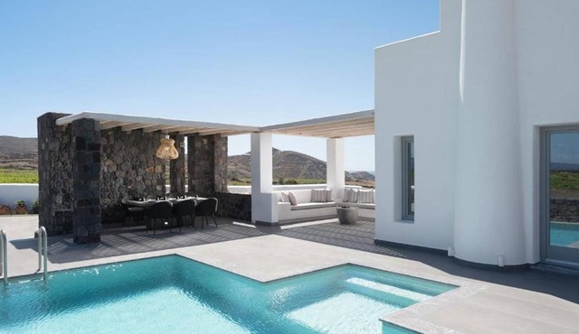 Magnificent Santorini Villa | Villa Zephyr Breeze | Family Villa with Private.
