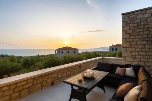 Mani Stone Villa A Paradise of Panoramic Views in Kotrónion