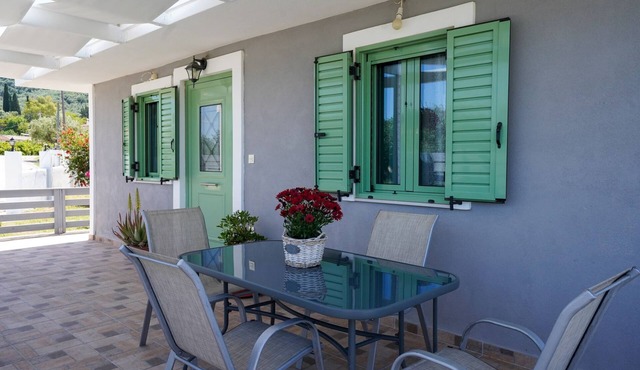 Marietta's 2 Bedroom Cottage