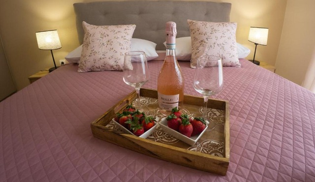 Mastiha Luxury Suites in Chios