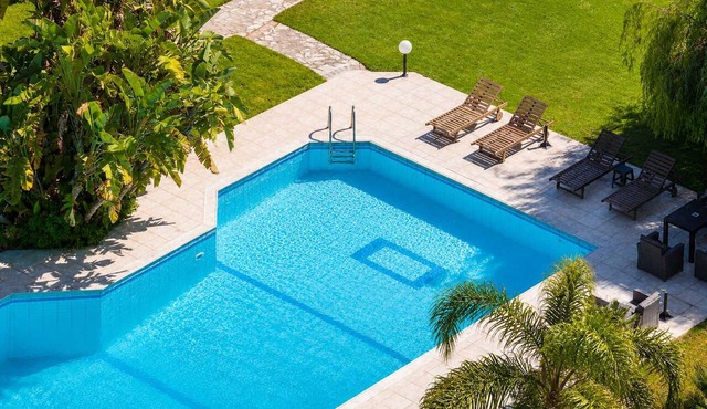 Megusta Apartments Selianitika - Poolside Escape