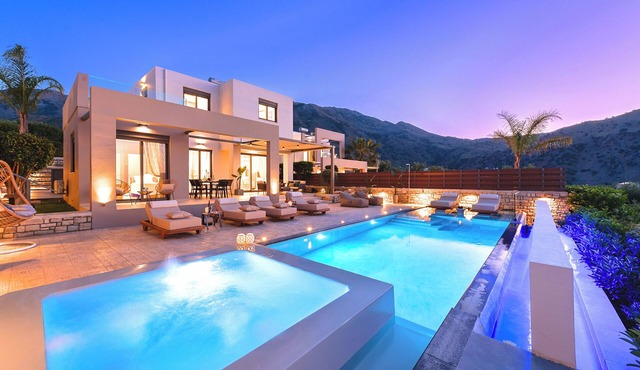 Minoas Luxury Villa 3 Heated Pools 28 guests in Lake Kournas