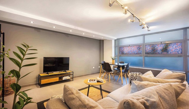 Modern & Spacious 1BR in Gazi | Private balcony