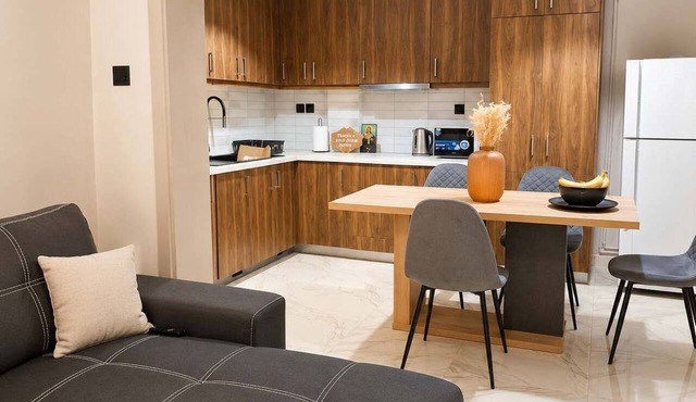 Nea Ionia Urban Nest – Fotis’ Athens Getaway in Nea Ionia
