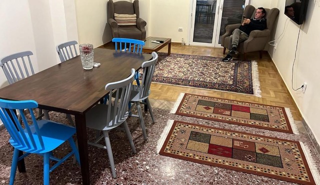 Nea Smyrni Square flat in Athens