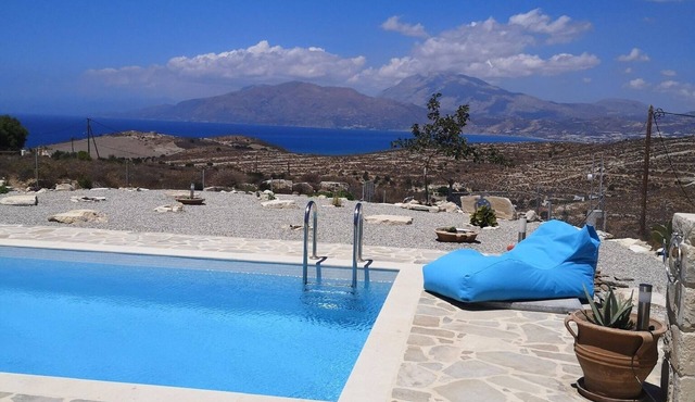 New sea view villa in Kamilari