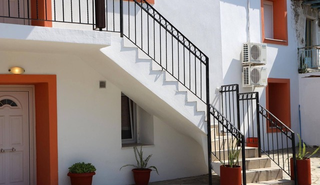 Nikolaou Apartments Ground Floor in Keramidi