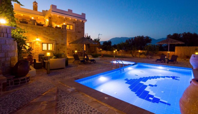 Nikolas country villa-anesis family