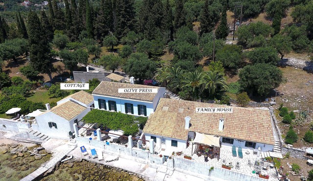 Nissaki Olive Press Villas-Family House