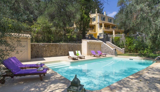 OBERON-A Cozy 2 bedroom/2 Bathroom Residence at IL Giardino Segreto Di Prospero