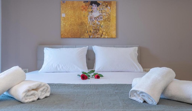 OLYMPIA ROOMS in Myrina