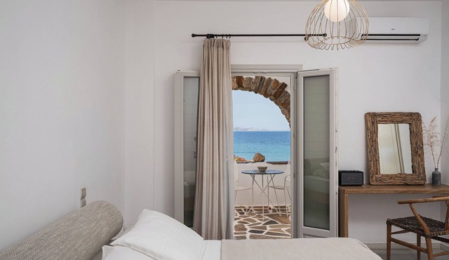 Ostria Inn in Naxos