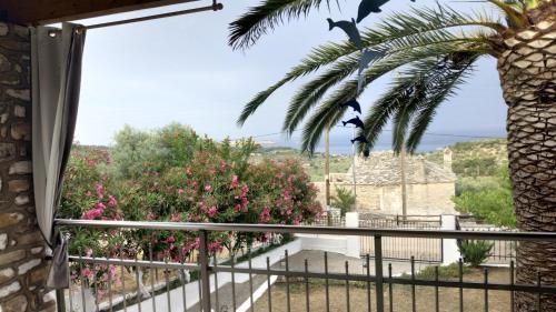 Palm Villa in Astris