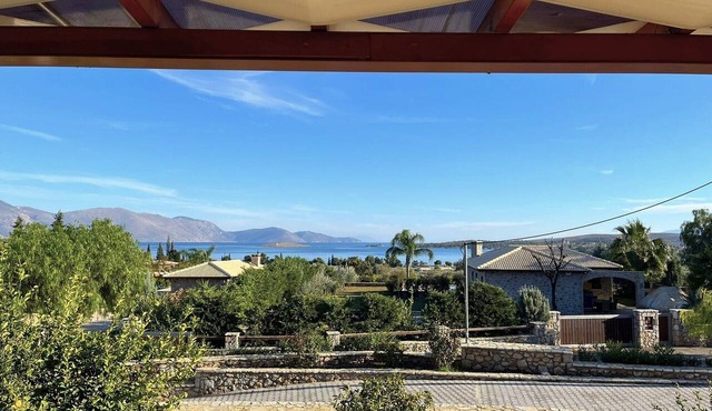 Panoramic Sea View Villa near Galaxidi in Gerakofono Galaxidi