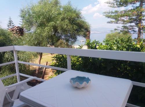 Per Mare beachfront studio