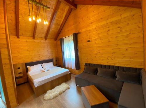 Peraj Guesthouse in Vermosh