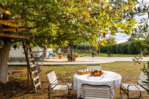 Petalidi Sunny Home Two - Cozy Garden Escape in Petalidi