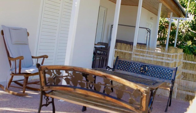 Pleasant Villa, 90 meters from the sea