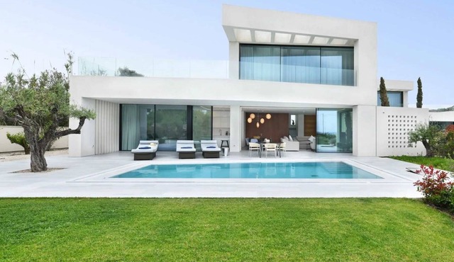 Please Inquire Before Booking – Luxury Villa