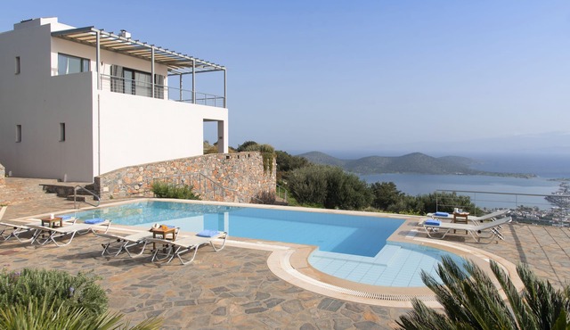 Pool, sea view, WLAN, well-kept garden