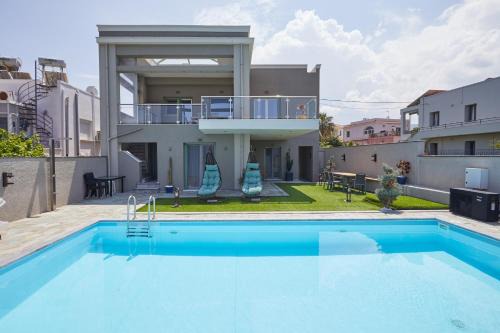 Poolside at Vrontados in Vrontados