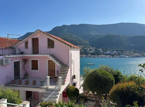 Port view Studios in Vathi