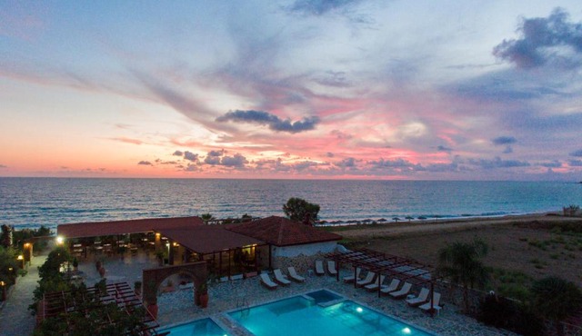 Poseidon Beach Hotel