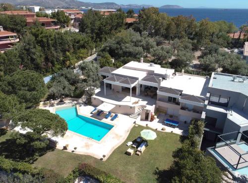 Private beach & pool Luxury Villa by GHH