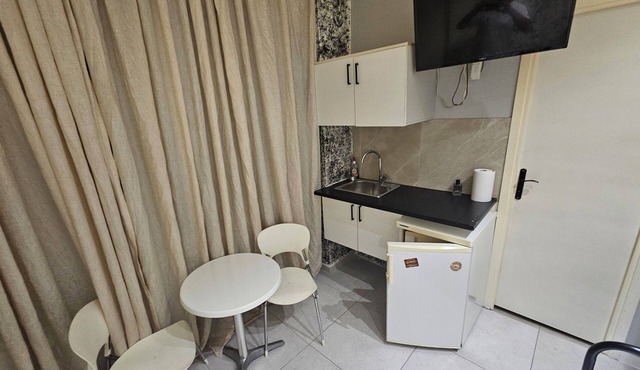 Project 61 Apartments in Egaleo