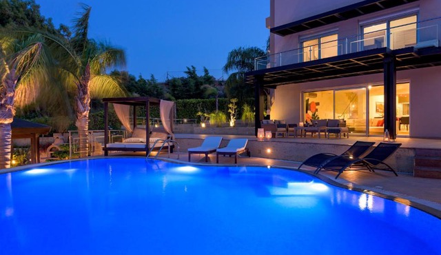 Quinn Hill Luxury Villa